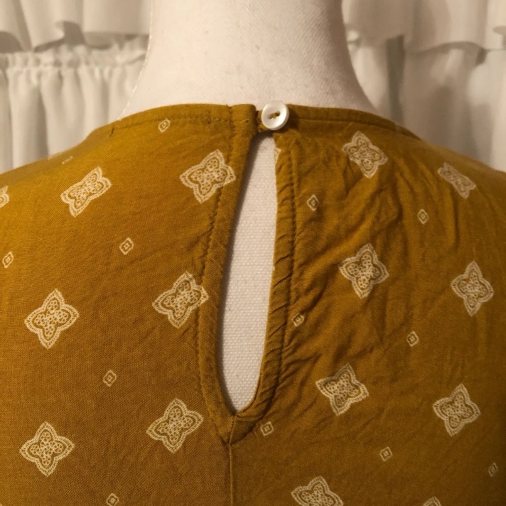 Altar’d State Liza Mustard Yellow Floral Tank Top Large - Picture 4 of 8